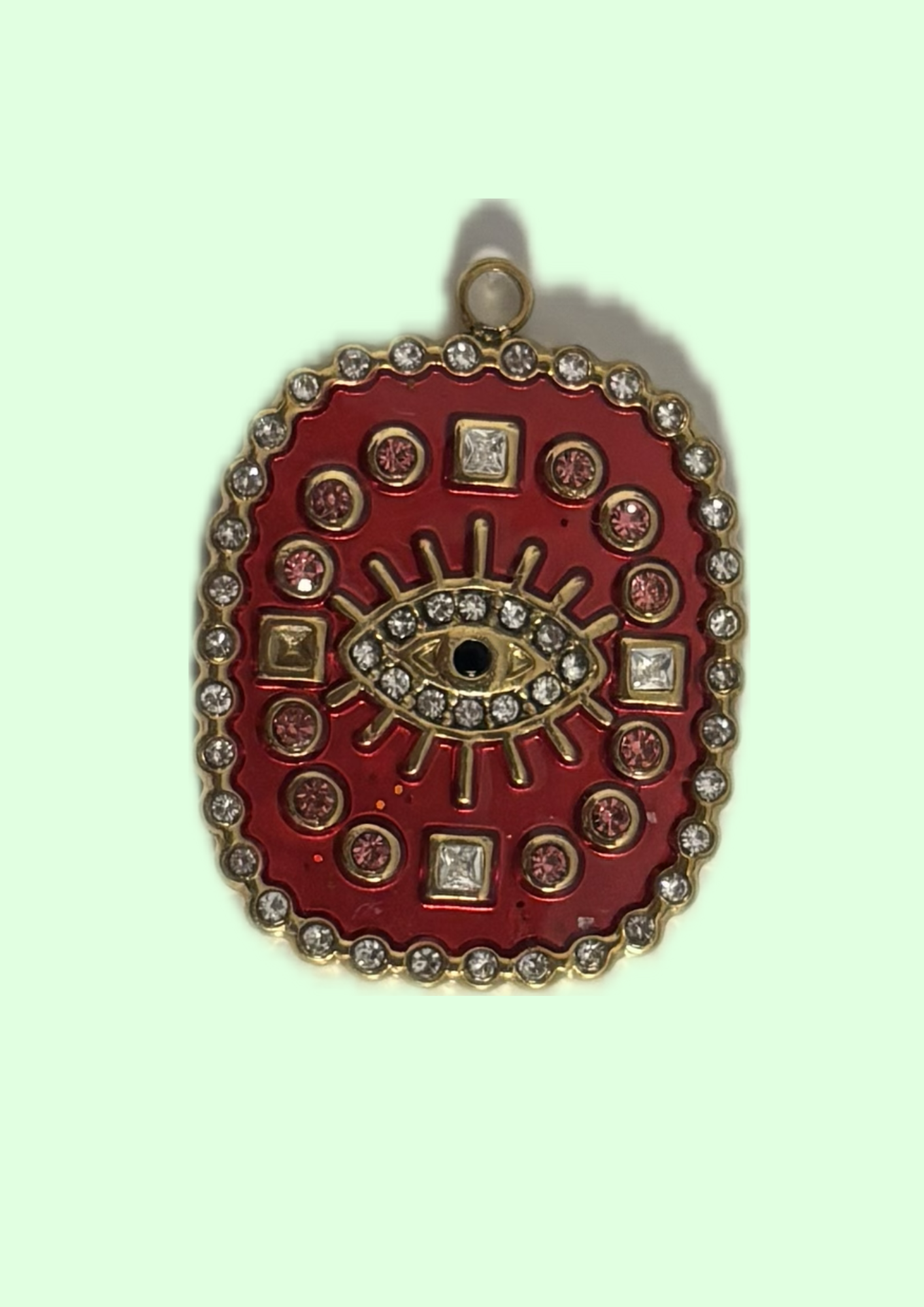 Charms oeil rouge diamant